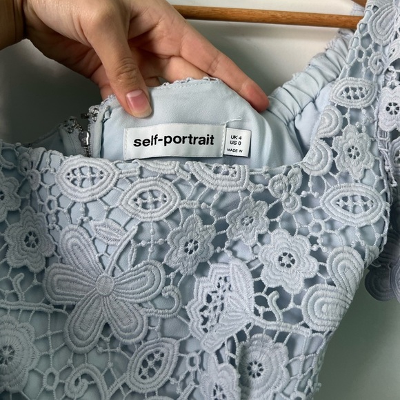 ✨Self Portrait Women's Blue Guipure Lace Mini Dress - Picture 3 of 10